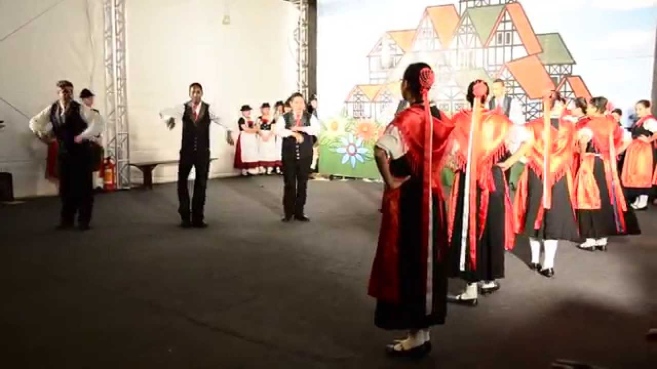 kuljus Rhunus - Petrópolis Danças Folclóricas