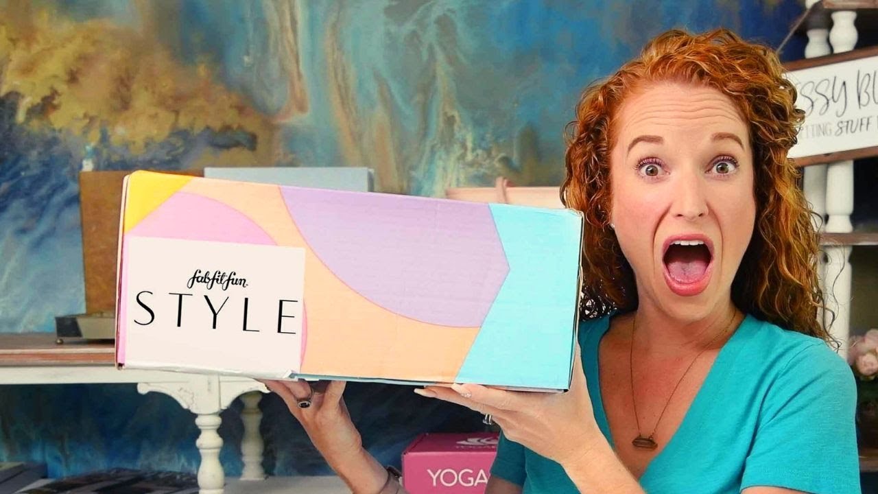 FabFitFun Style Box Unboxing + Try On + Style Guide Overview