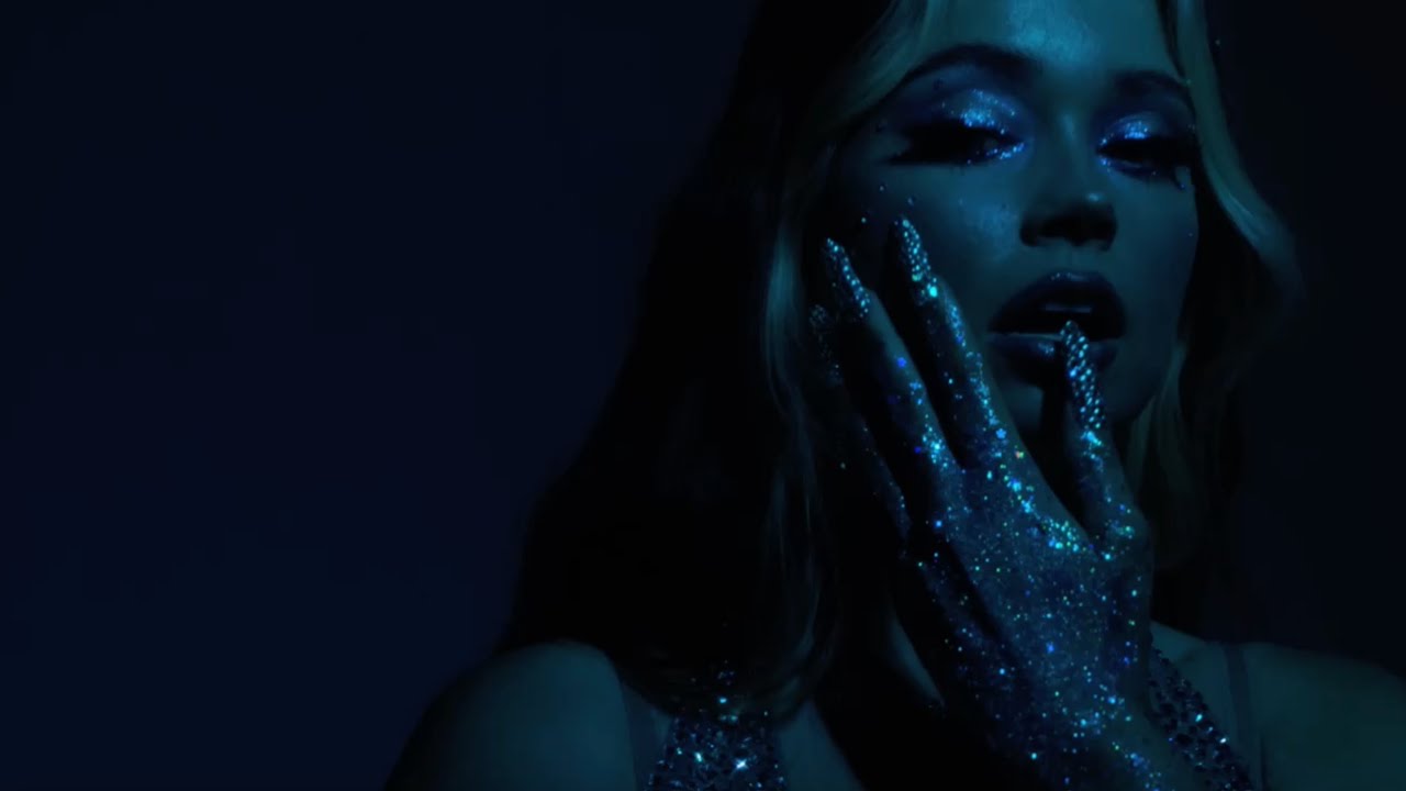 DON’T LET GO (Official Lyric Video)