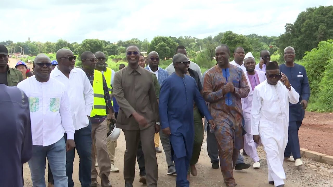 Le Président de l'Assemblée nationale visite les chantiers de la ville de Touba