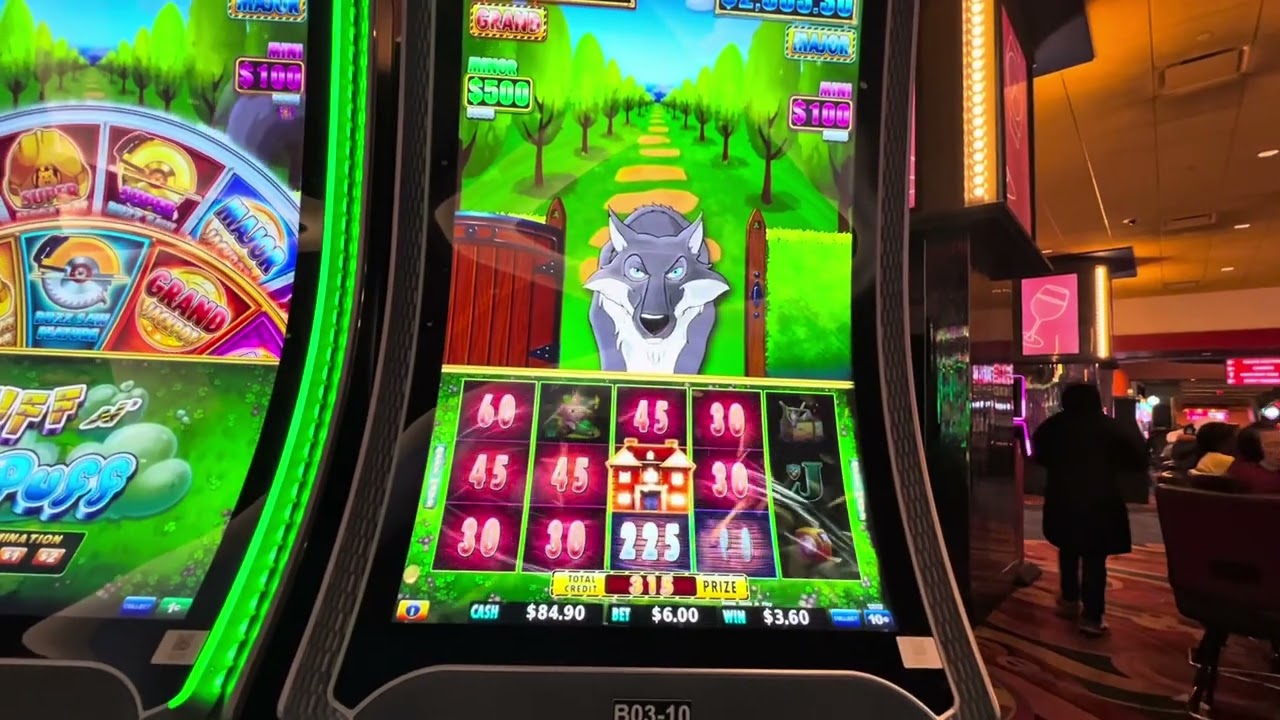 I tried my luck 🍀 at Resorts World in New York #slotscasinogames #slots # slotmachine