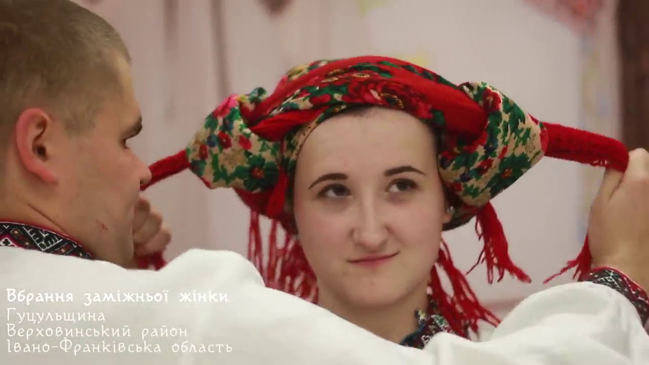 ТОП 5 автентичних українських костюмів