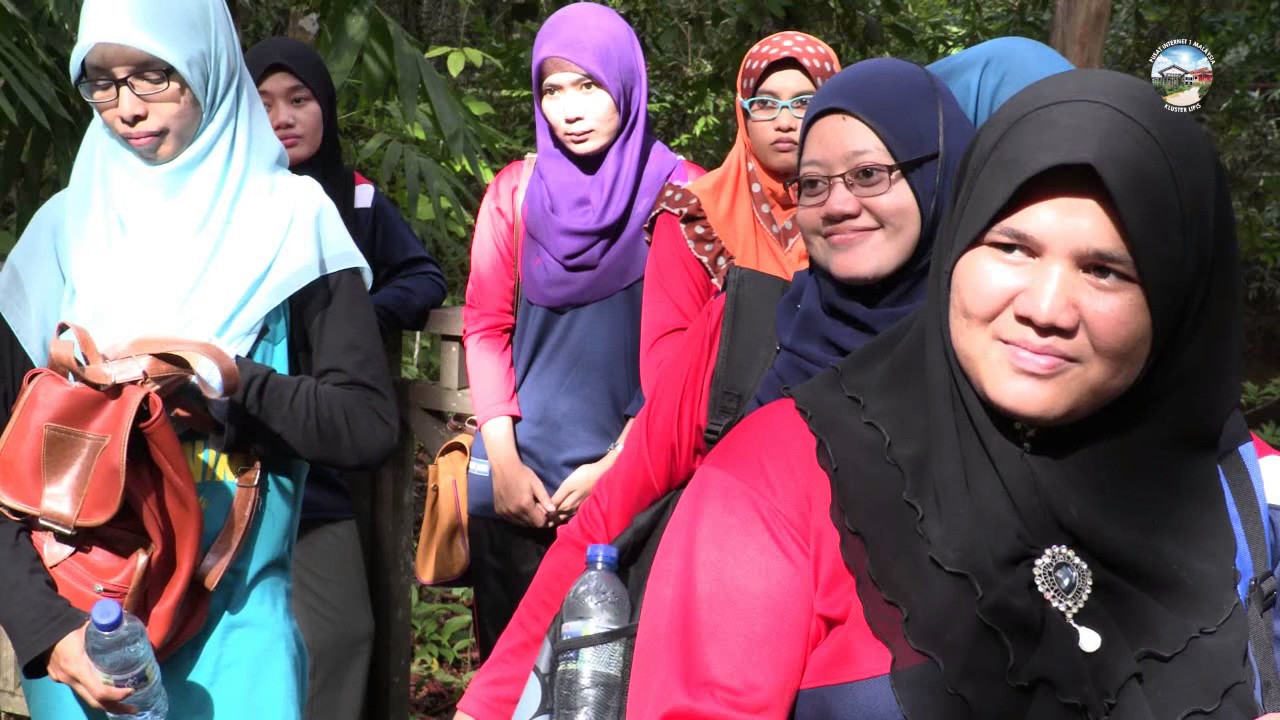 MERAPOH LIPIS