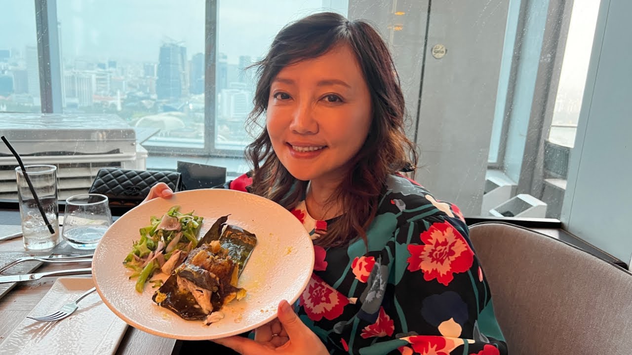Restaurants with a stunning view of Singapore! LeVel33 and BlackTap #singapore #restaurant
