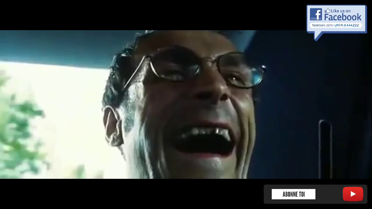 1997 | Scène culte du motard dans le film Doberman