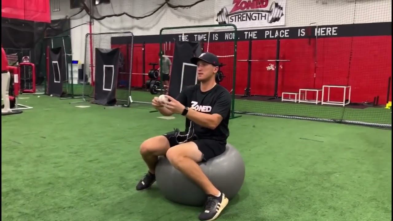 10u Pitching Lesson with an ELITE Youth Pitching Coach! &bull; DTD VLOG #1 &bull; 08/31/2022