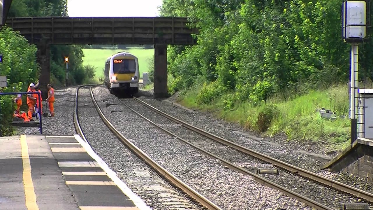 Cherwell Valley Line, Kings Sutton Station 05.07.2012