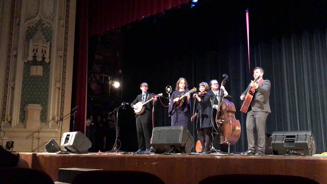 The Price Sisters - Bluegrass Breakdown at the Chicago Folk Festival 2019