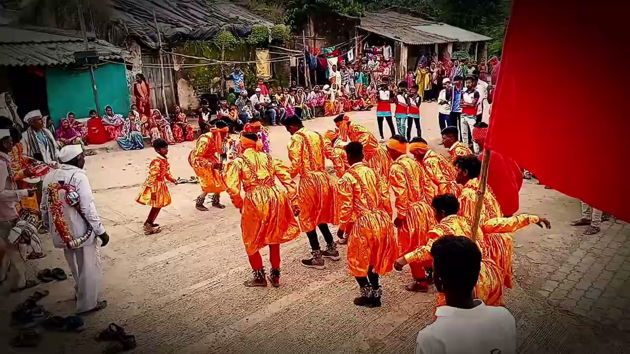 09 अगस्त जागतीक आदिवासी दिवस निमीत पावरकराचा खेळ मुळाणे गावात  09 August jagtik aadivashi divas 
