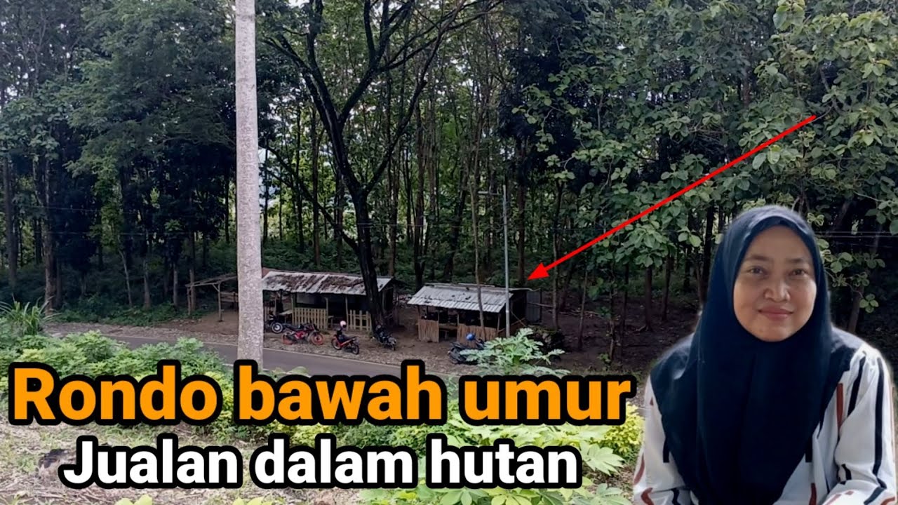 Masih terlalu muda..7tahun menjalani sendirian berjualan buka warung kawasan hutan Gunung Kendeng.