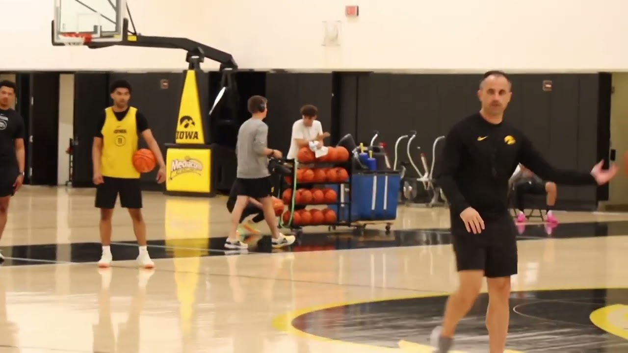 See Ben McCollum run an Iowa Hawkeyes men's basketball offseason practice