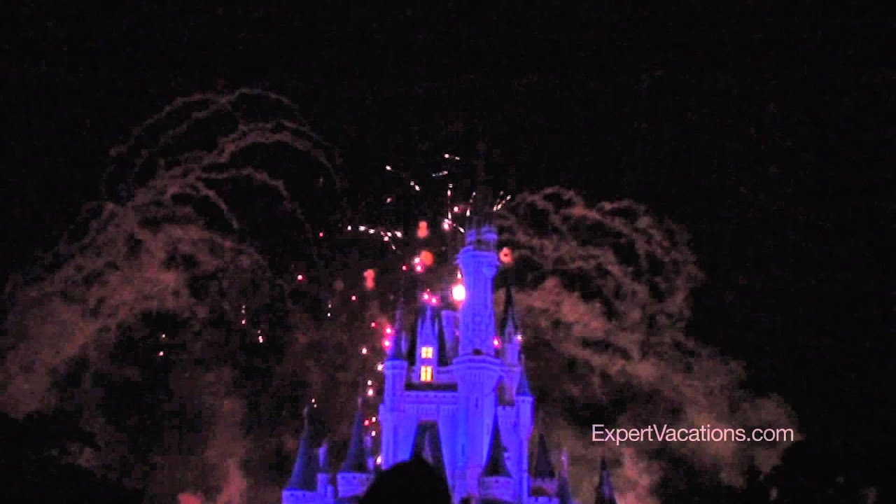 HalloWishes - Halloween version of Wishes Fireworks -  HD Oct 2006 - ExpertVacations.com