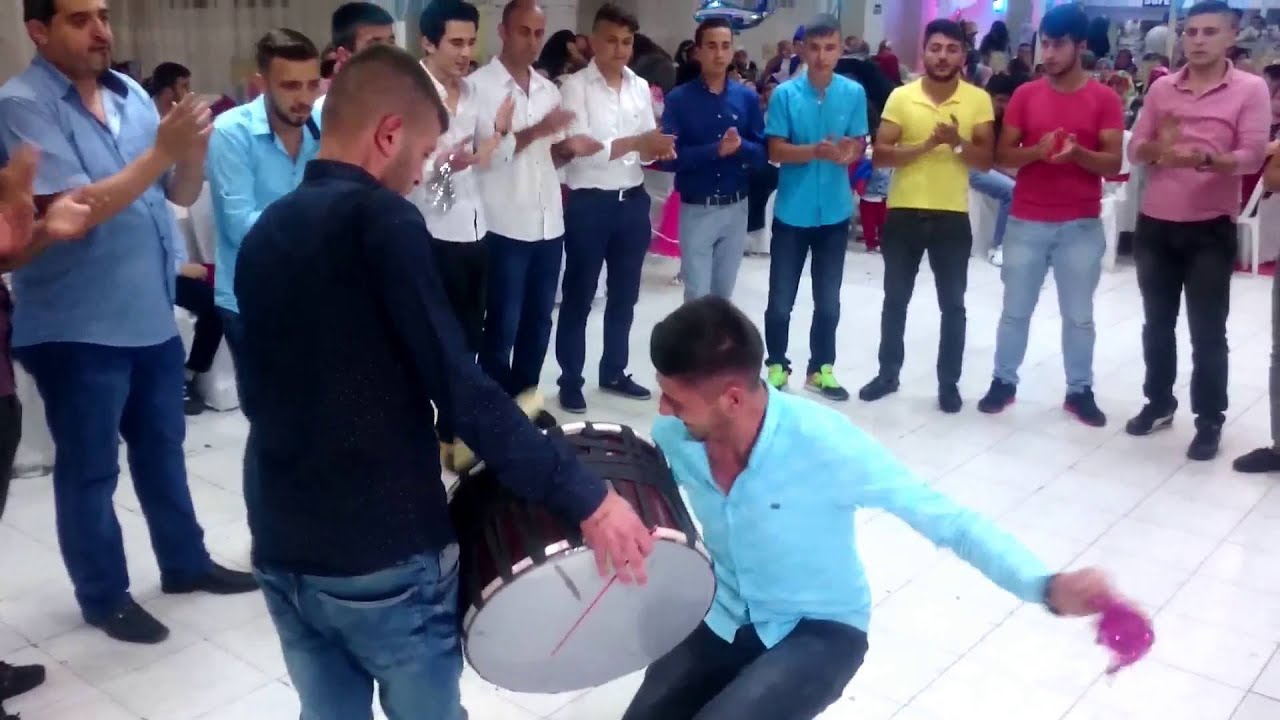HAREKETLİ DELİLO HALAY
