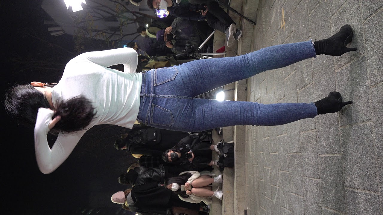 201113 홍대버스킹 HongDae Busking [ 댄스팀 프리덤  danceteam FreeDom '윤서' ] 세로 FANCAM