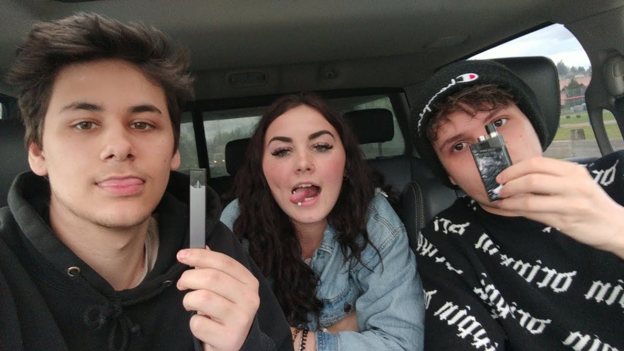 JUUL Vape Hotbox (gone wrong) #2