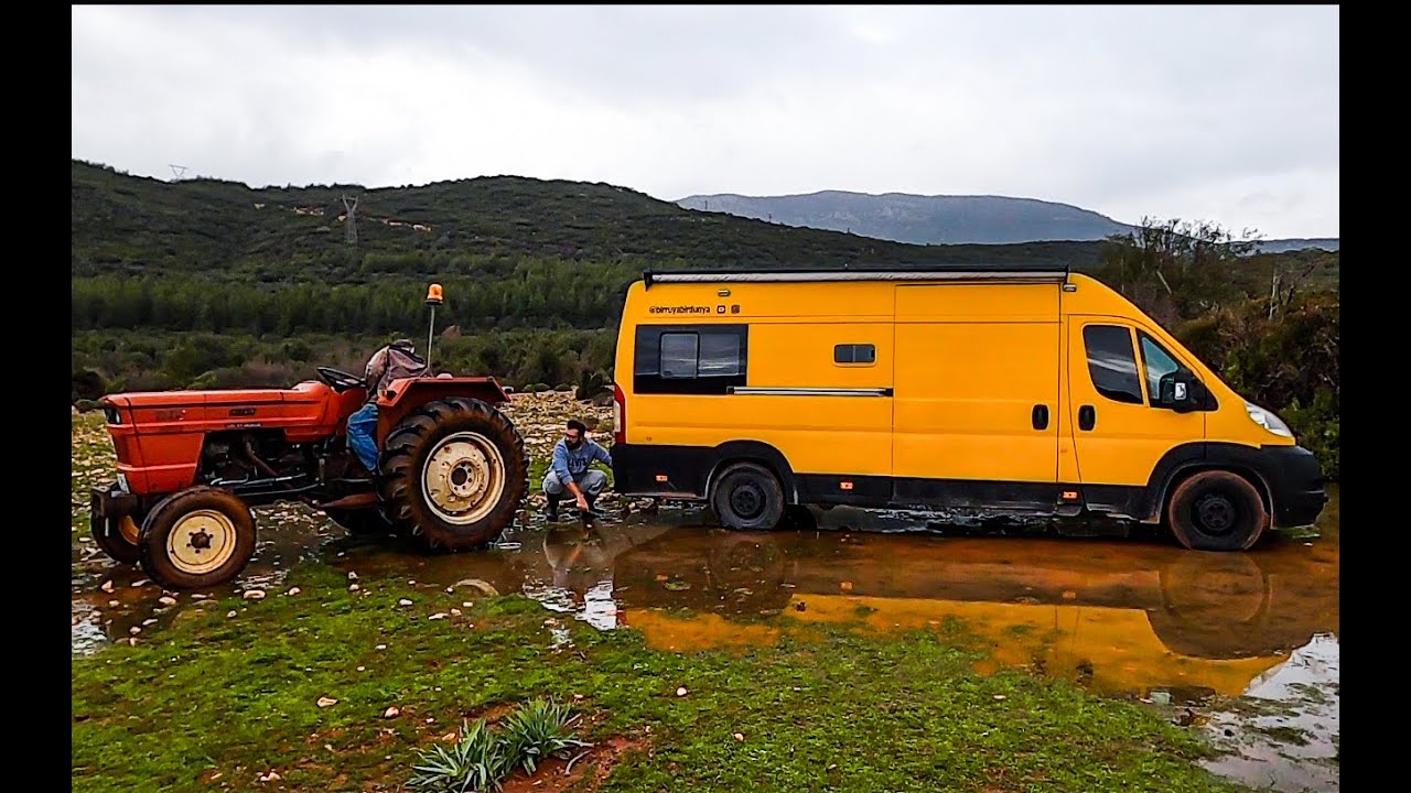 KARAVAN BATTI | UYUYAN DEV DAĞINDA ÇAMURA SAPLANDIK!.
