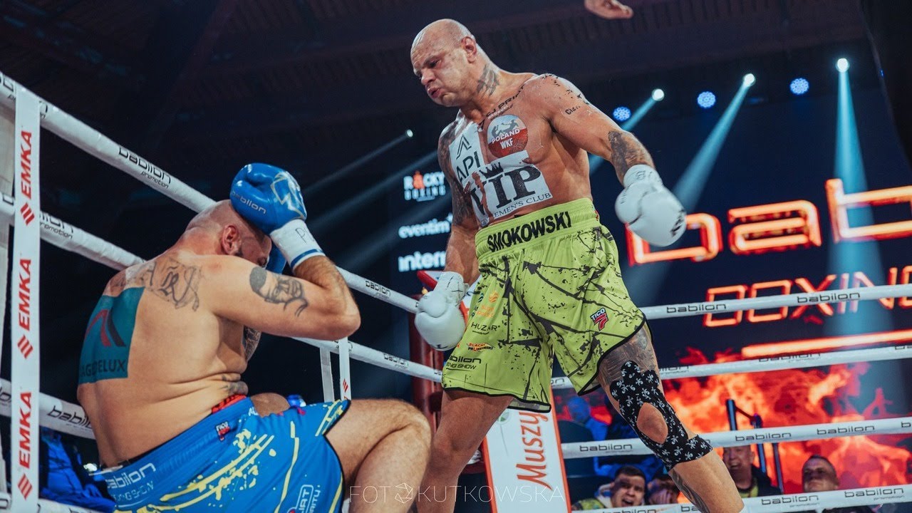 CIĘŻKIE GRZMOTY 💣💣💣 𝗦𝗠𝗢𝗞𝗢𝗪𝗦𝗞𝗜 wygrywa kolejną ringową wojnę! 💪 Kto zatrzyma potężnego 