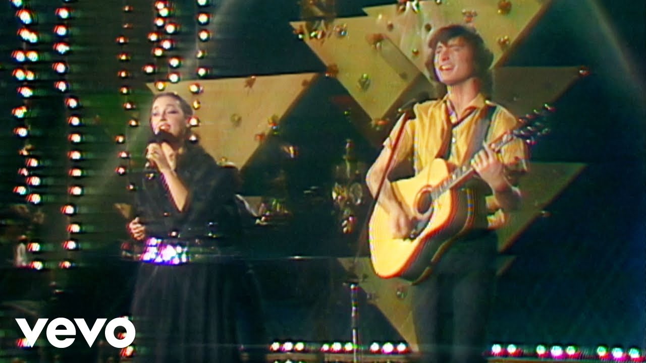 Sergio Y Estibaliz - Así Como Así (Fantástico (Actuación TVE))