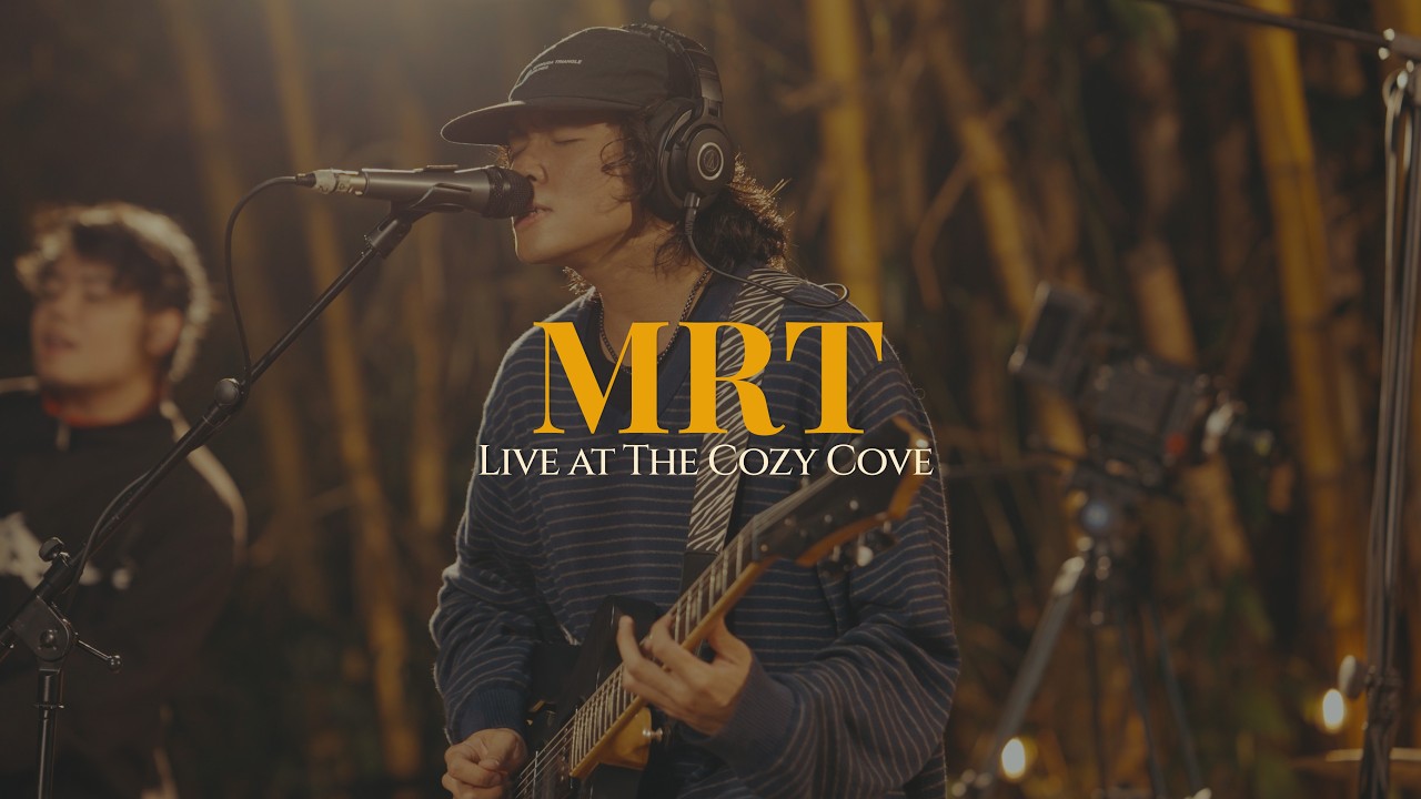MRT (Live at The Cozy Cove) - ONE CLICK STRAIGHT