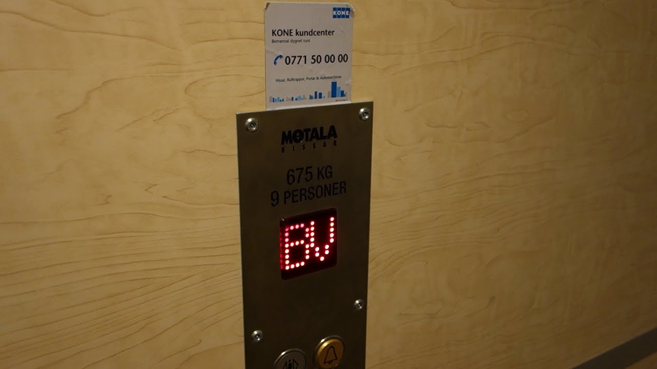 2006 Motala Hissar / KONE belt driven elevator @ Odengatan 7, Bollnäs, Sweden.