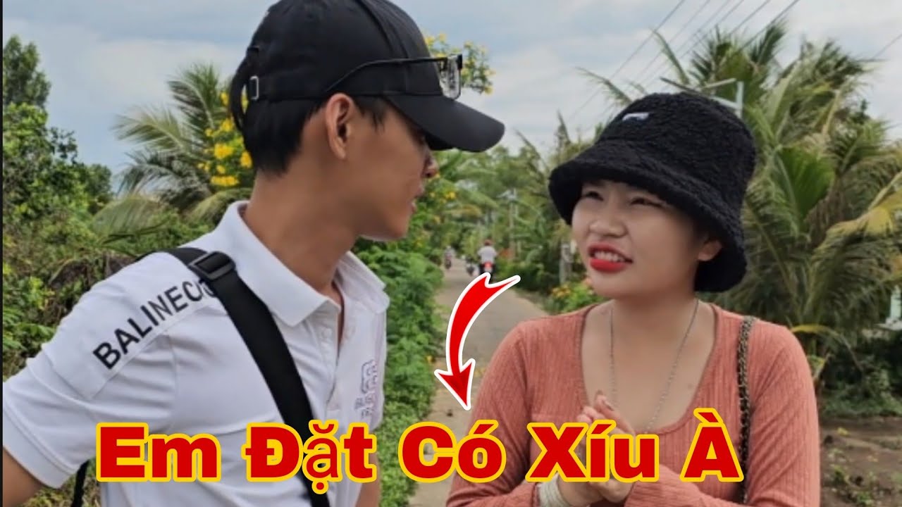 Vũ mém rỗng hết sạch tiền vì cho em Huyền mượn điênn thoại 5 phút