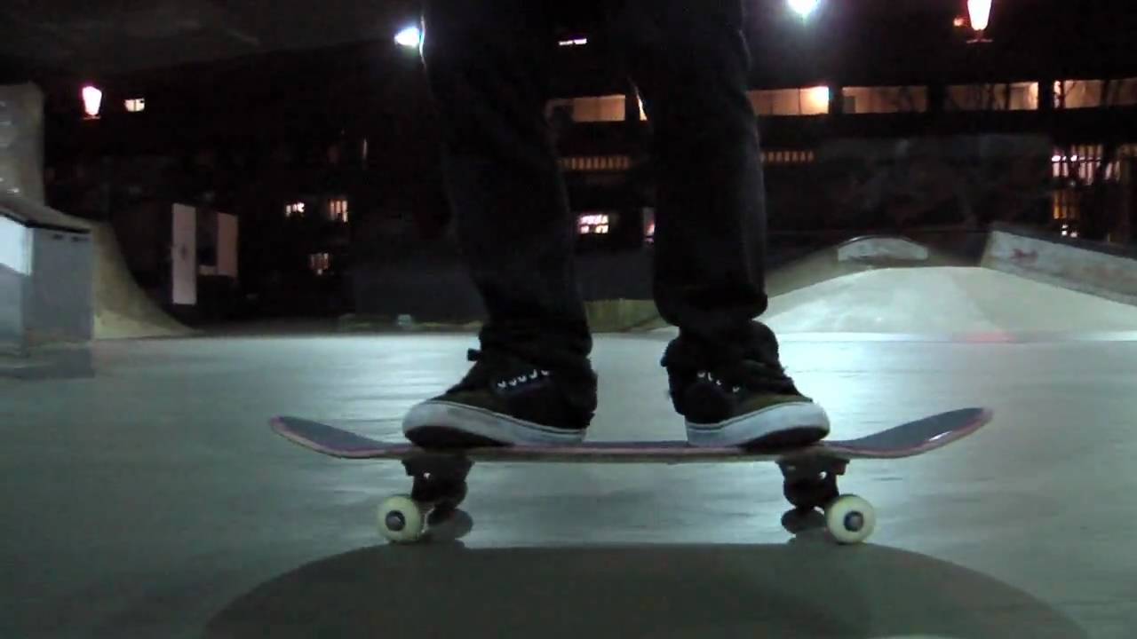 Daryl Dominguez Knows: Kickflips