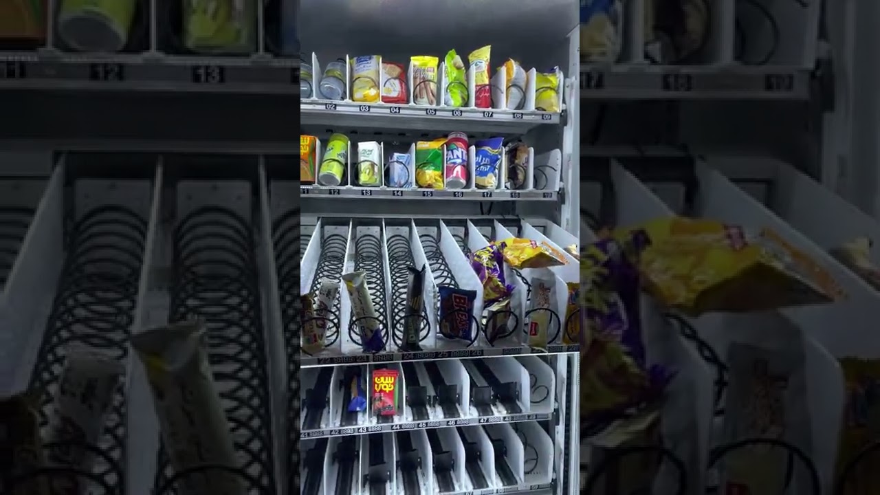 شرح ماكينة سناك من جهة باب المنتجات