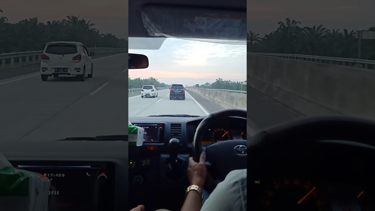 Top Speed Toyota HiAce