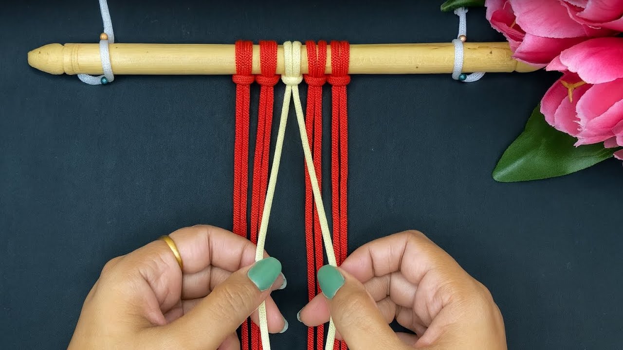 Macrame Pattern Tutorial - Macrame Wall Hanging Simple Design - step by step tutorial 