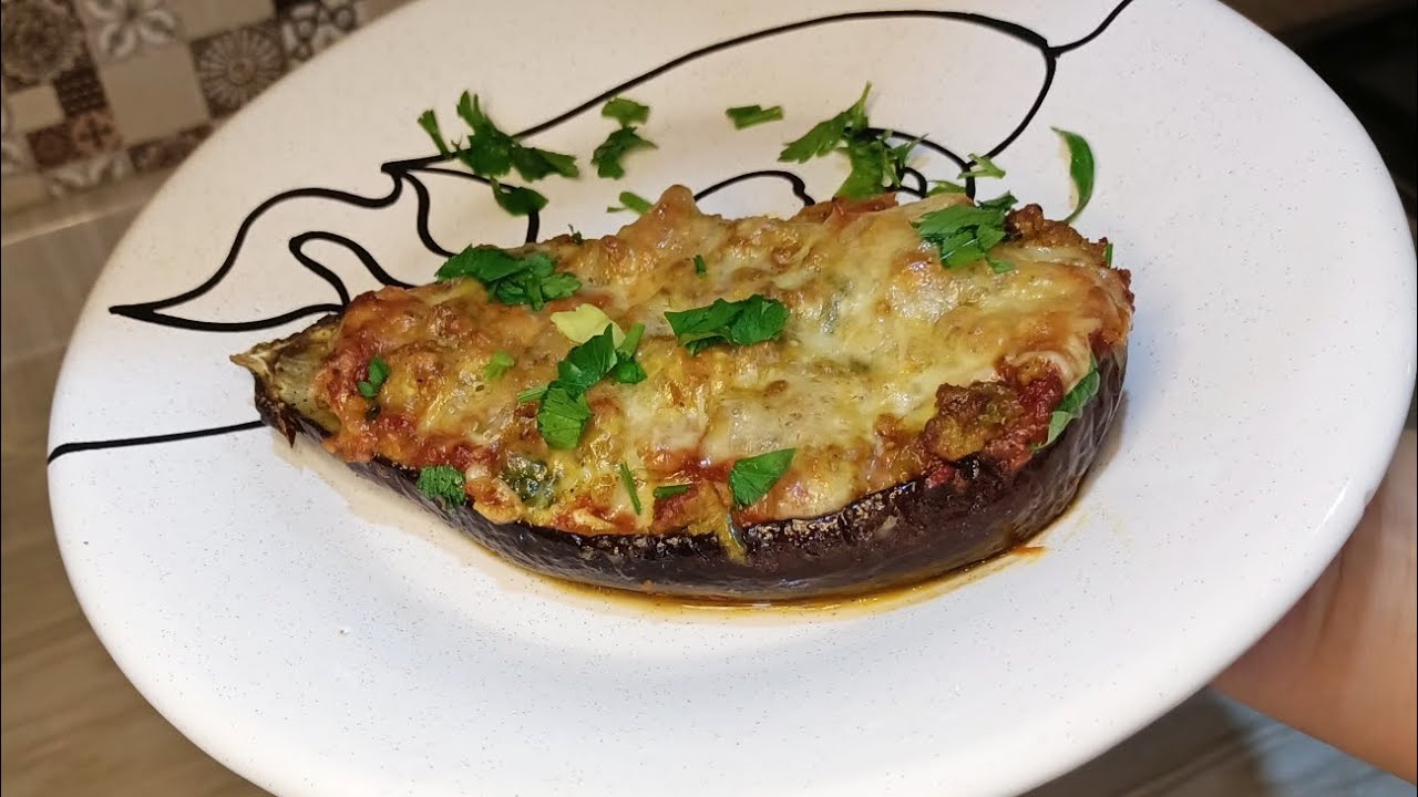 باذنجان محشي بالدجاج في الفرن بنة لا توصف 😋❤️ Aubergines farcies au poulet 🍆