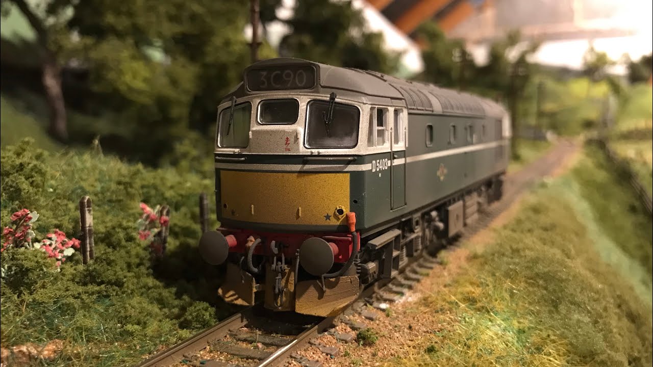 Weathering a Diesel Locomotive - Yorkshire Dales Model Railway