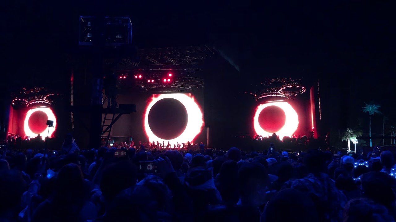 Ariana Grande - Raindrops (An Angel Cried) - Coachella