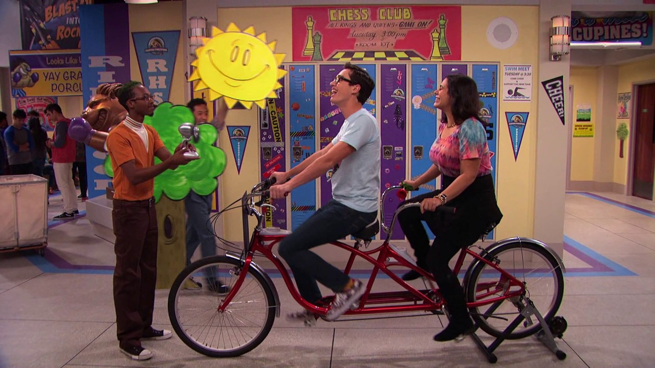 ליב ומאדי | הדייט של ג'ואי ווילו | Liv and Maddie