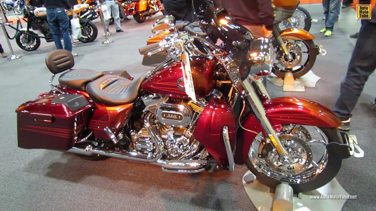 2013 Harley-Davidson CVO Road King - Walkaround - 2012 Toronto Motorcycle Show