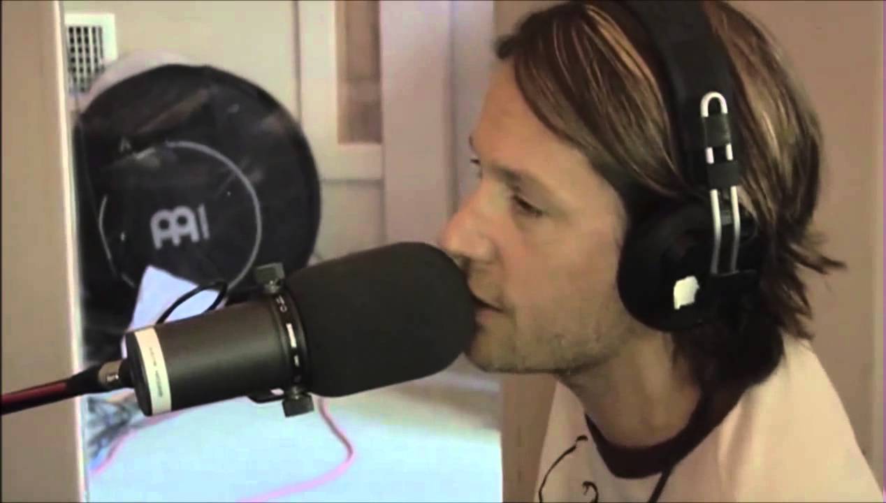 Keith Urban - You Look Good In My Shirt - Studio Version
