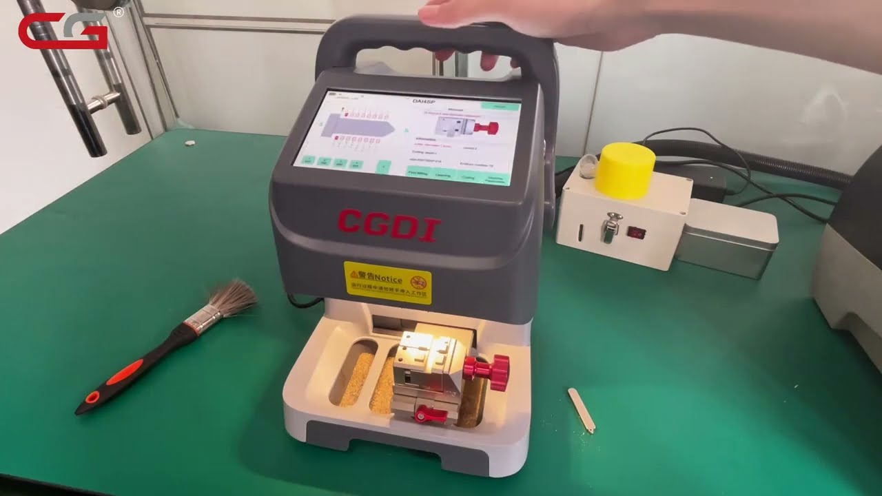 CGDI Godzilla G1 Key Cutter Machine Cutting an HU58 Key by Bitting