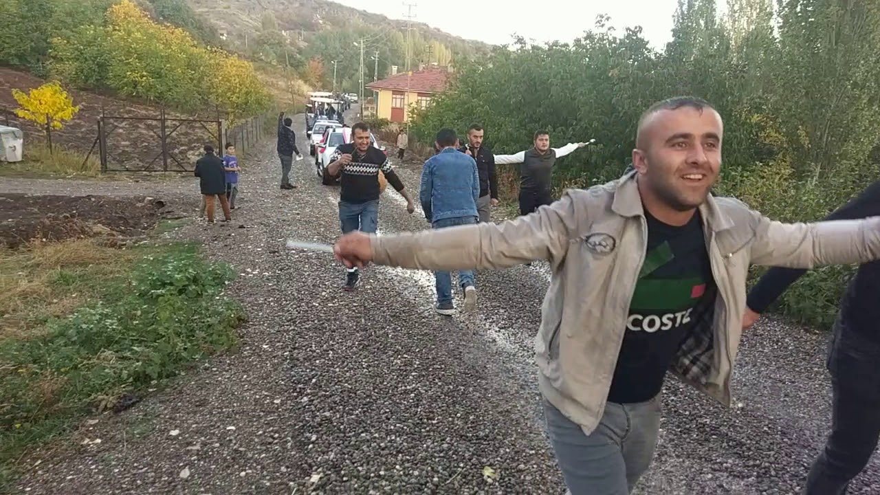 Köyde bir düğün daha bitti.