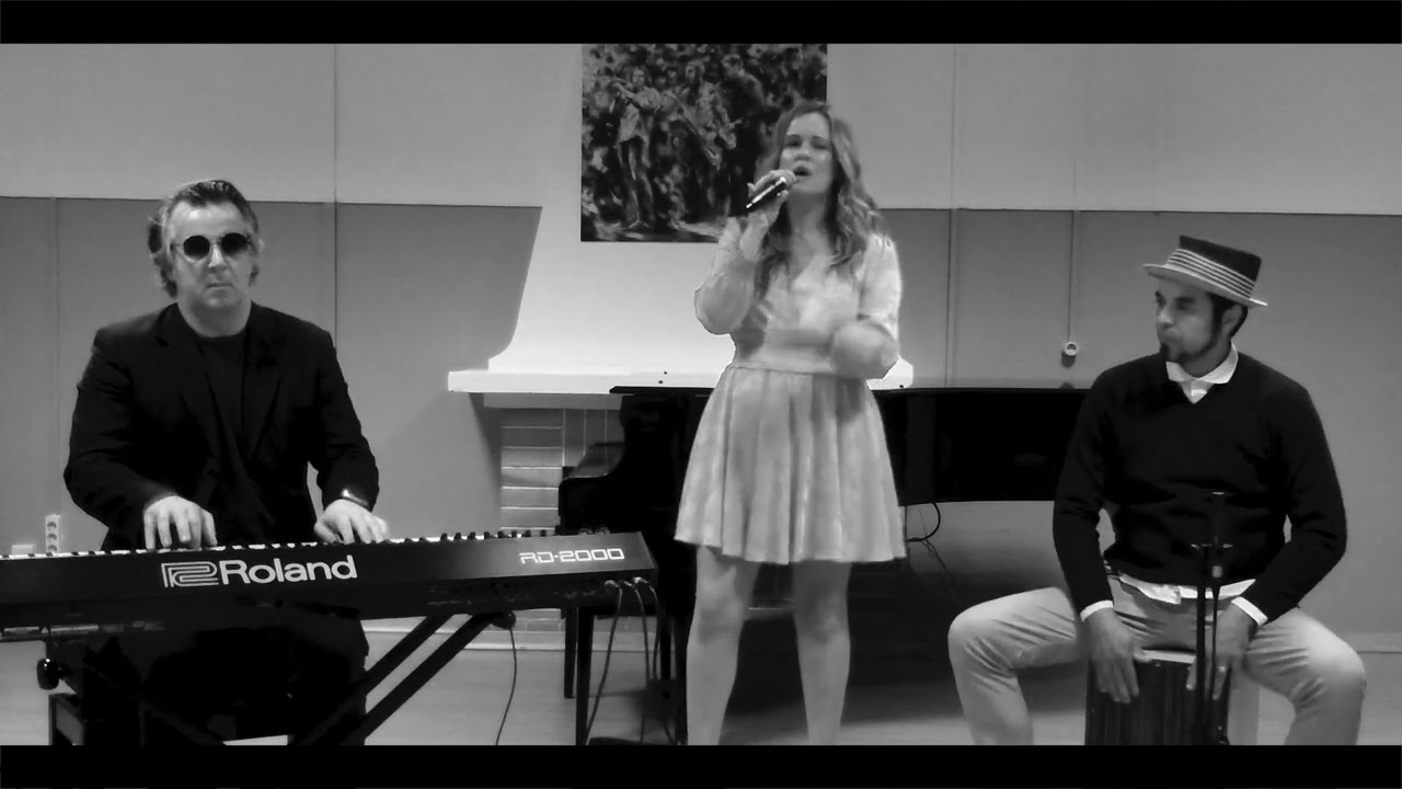 Stand by me - Female Pop Voice , Piano and Percussion