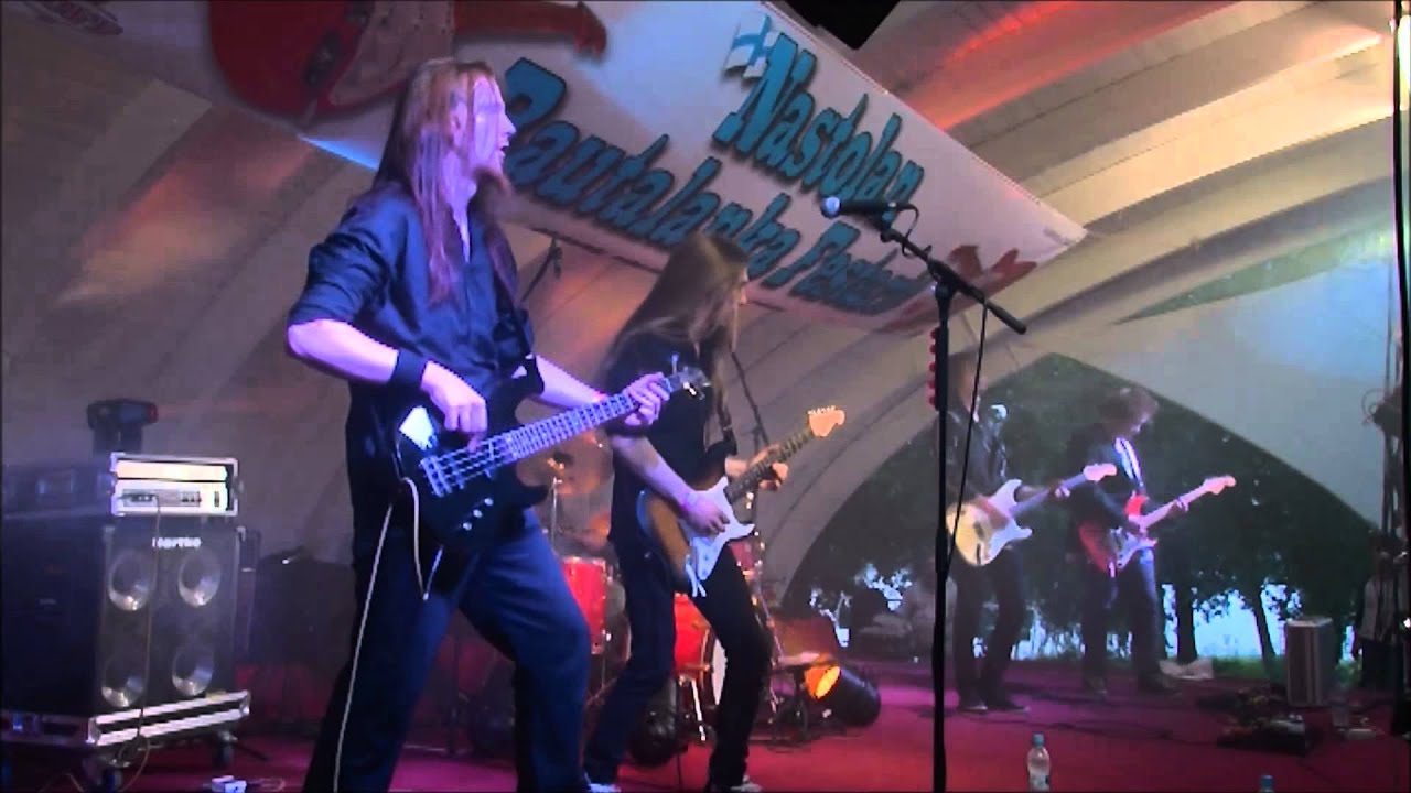 Siberian Sunset (S.Aaltonen) By The RoadRunners @ Nastola Rautalankafesival 2013 (C) EJK Media 2015