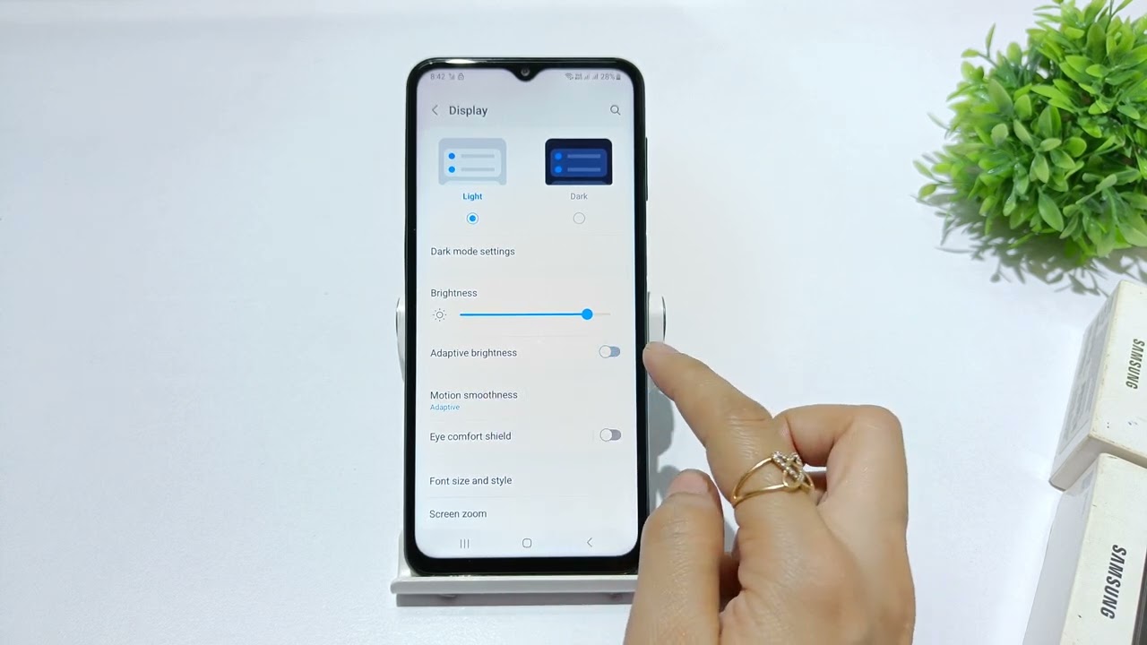 How to fix screen brightness problem in samsung galaxy m33 | samsung galaxy a33 turn on extra dim