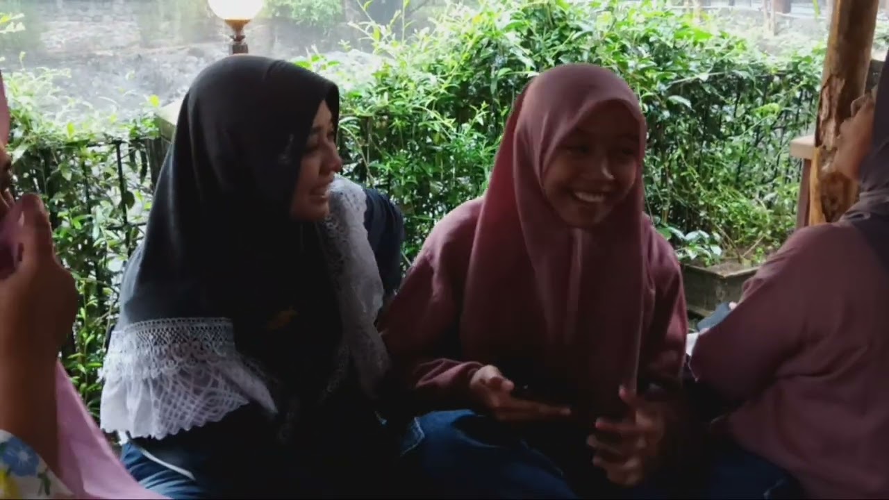 Suharti family di bayan