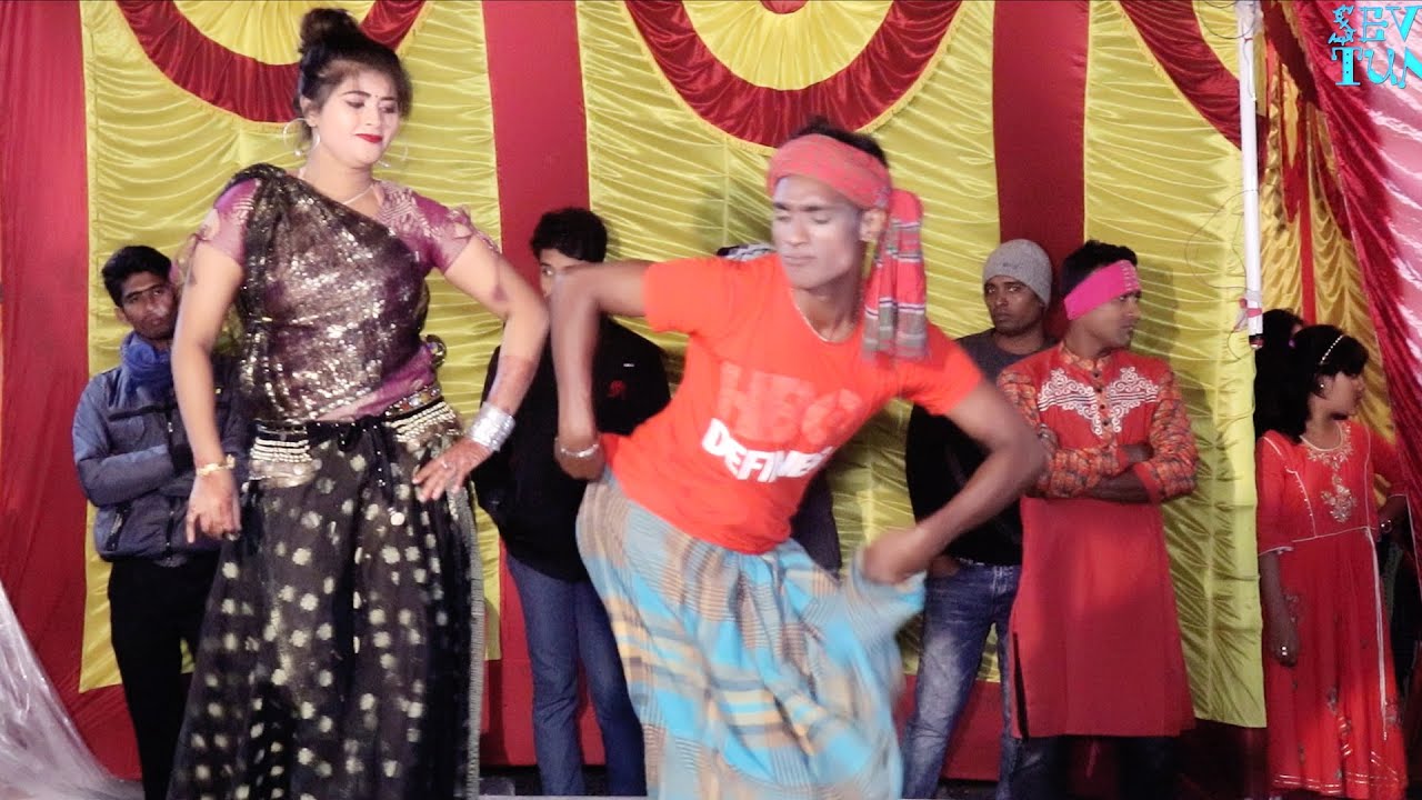 মজিবরের পল্টুর স্টেজ প্রোগ্রাম । মনে লাথি মারে । Mojiborer Comedy Video । Seven Tunes