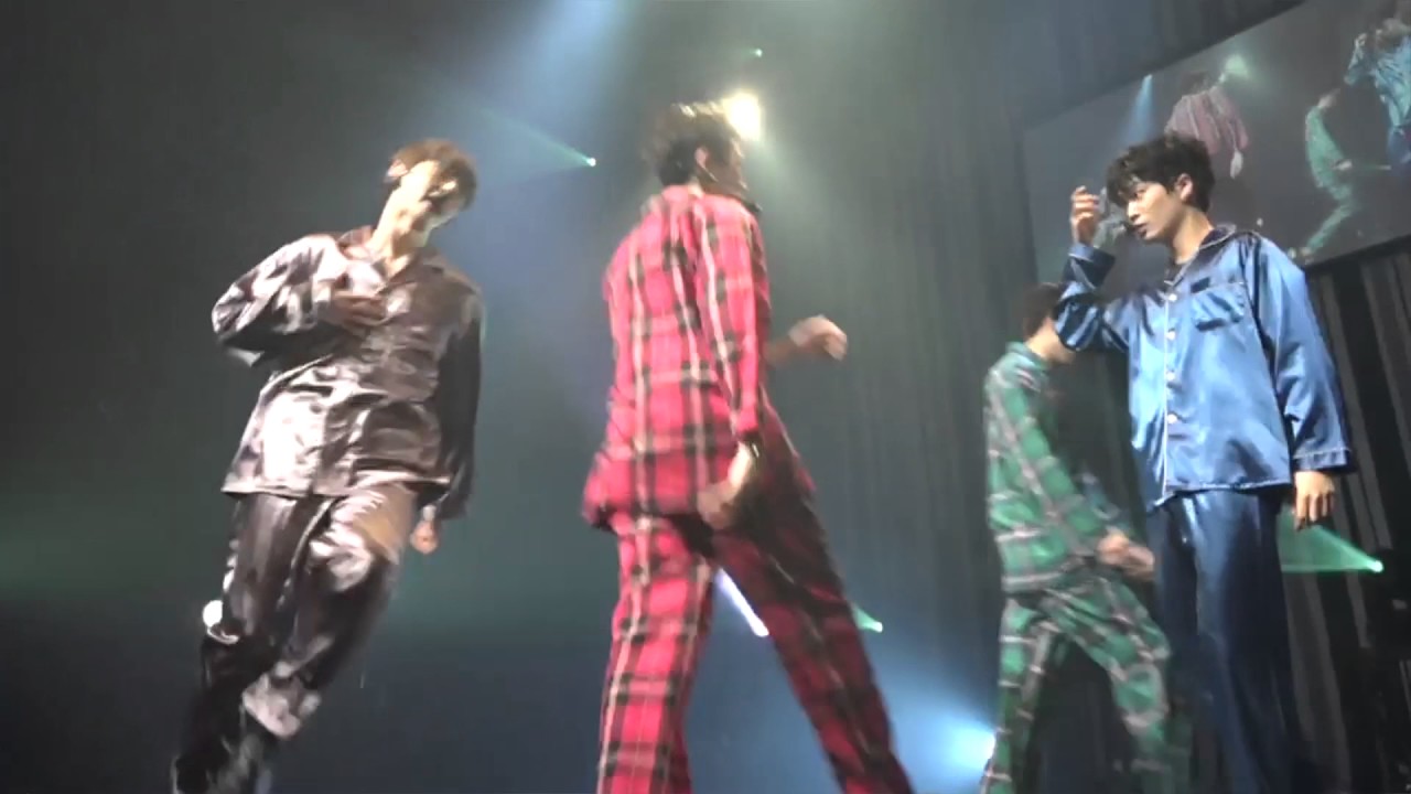 NU'EST 