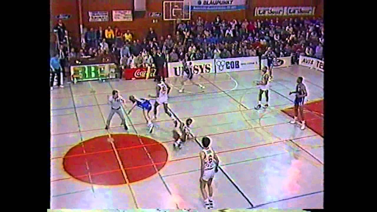 BC Pepinster - Castors Braine 88-89