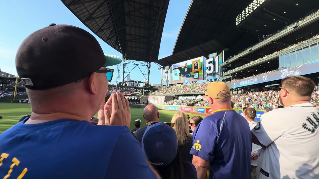 Ichiro jersey retirement ceremony aug 2025 in Seattle  T Mobile 