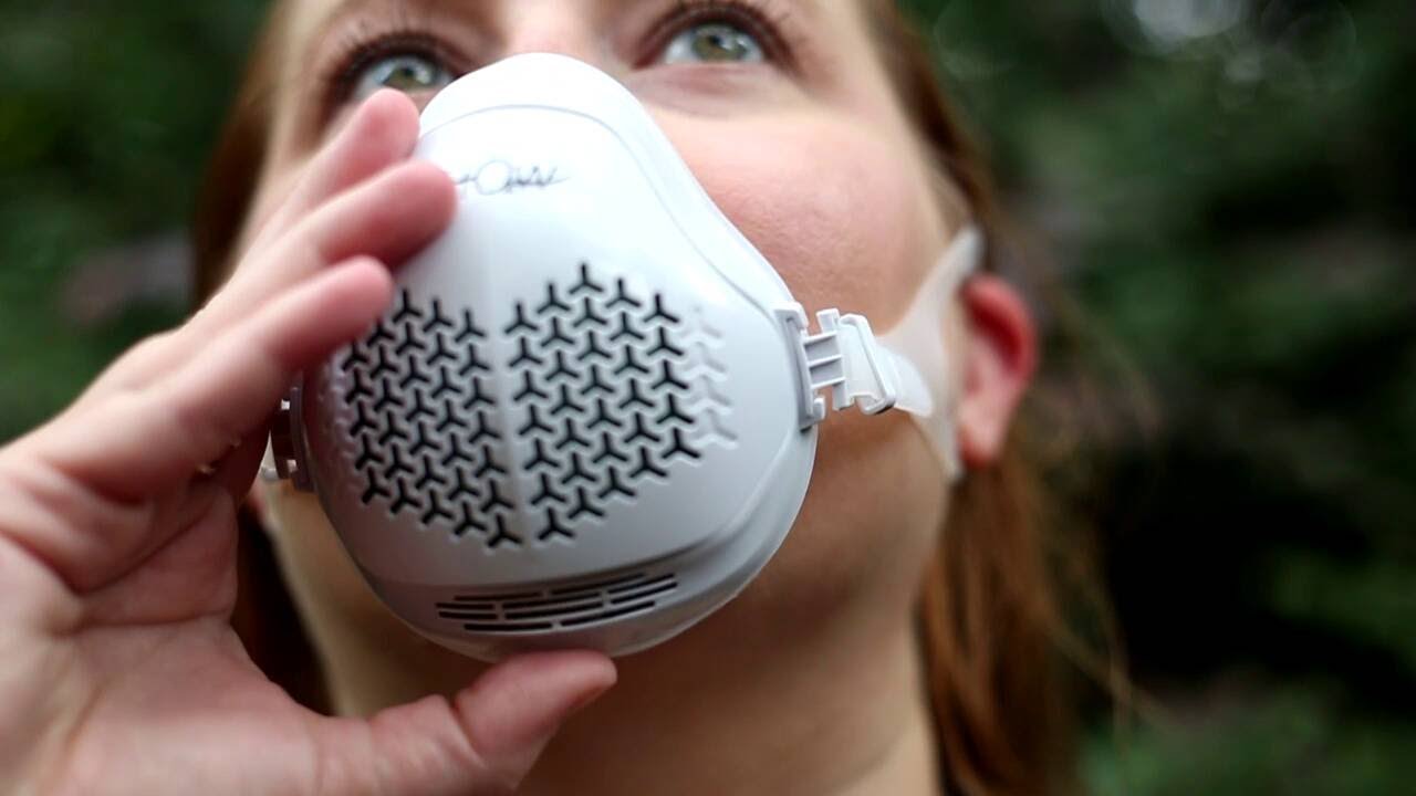 O2 Flow Electric Air Purifier Mask | Sylvane
