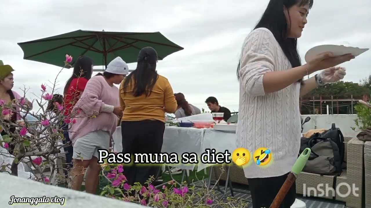 Nakikain sa birthday ni Banang 