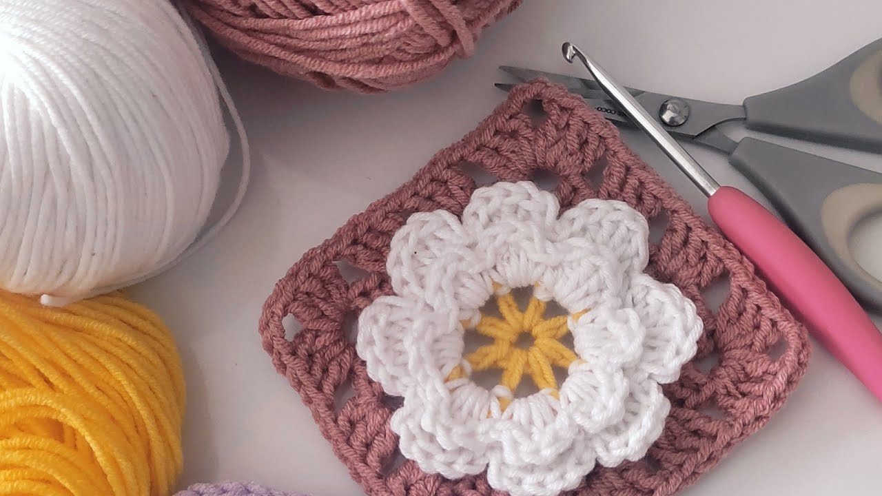 💕Great double 3D Daisy Crochet🌸 Granny square Easy Knitting 💯✅