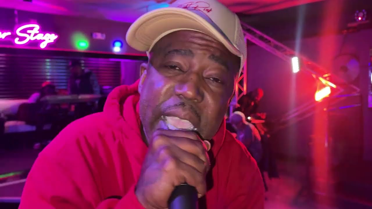 Flight Risk Clevo - Center Stage /Live performance #flightrisk