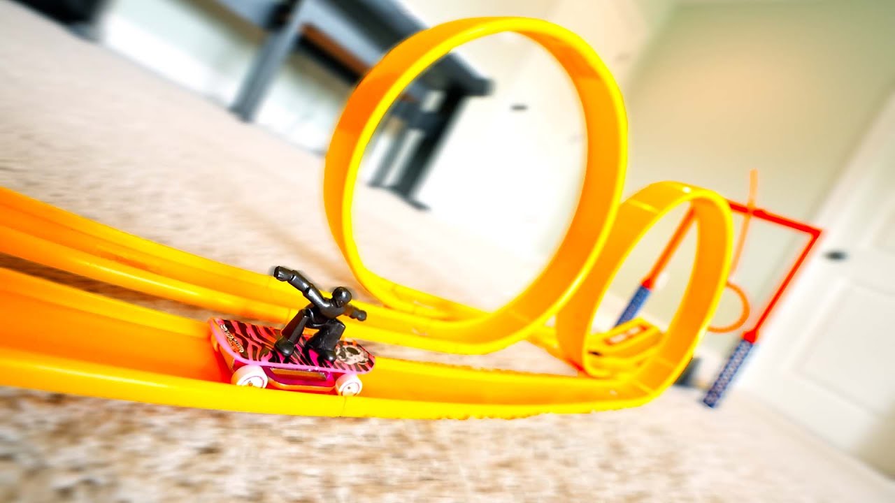 INSANE TECH DECK SKATE LOOP!